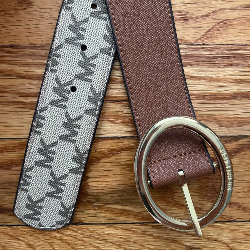 *Genuine Leather* Michael Kors Reversible Belt